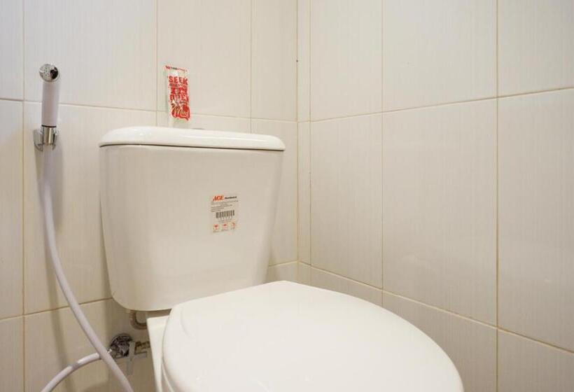 בית מלון כפרי Reddoorz Near Ambarrukmo Plaza Mall