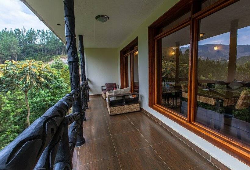 هتل Rushaga Gorilla Lodge