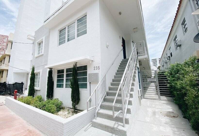 בית מלון כפרי Samantha Apartments By Lowkl