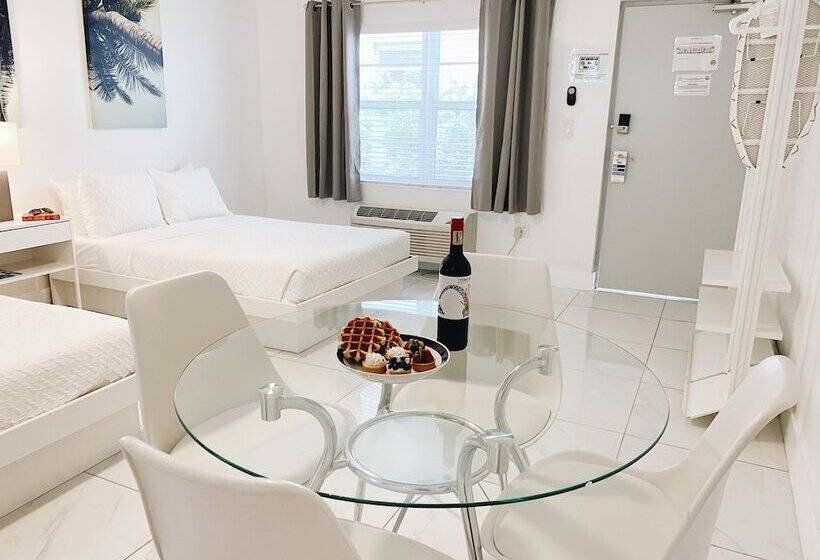 בית מלון כפרי Samantha Apartments By Lowkl