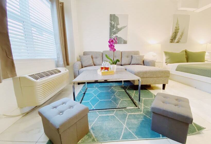 בית מלון כפרי Samantha Apartments By Lowkl