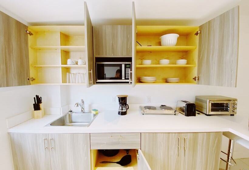 בית מלון כפרי Samantha Apartments By Lowkl