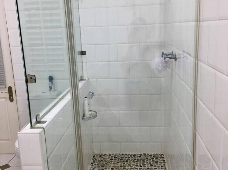 Отель Sandton Shandon House