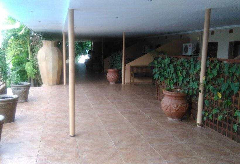 בית מלון כפרי Shamba Lodge