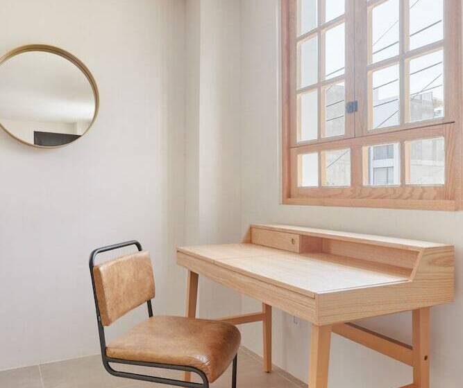 ホテル Sonder Parián