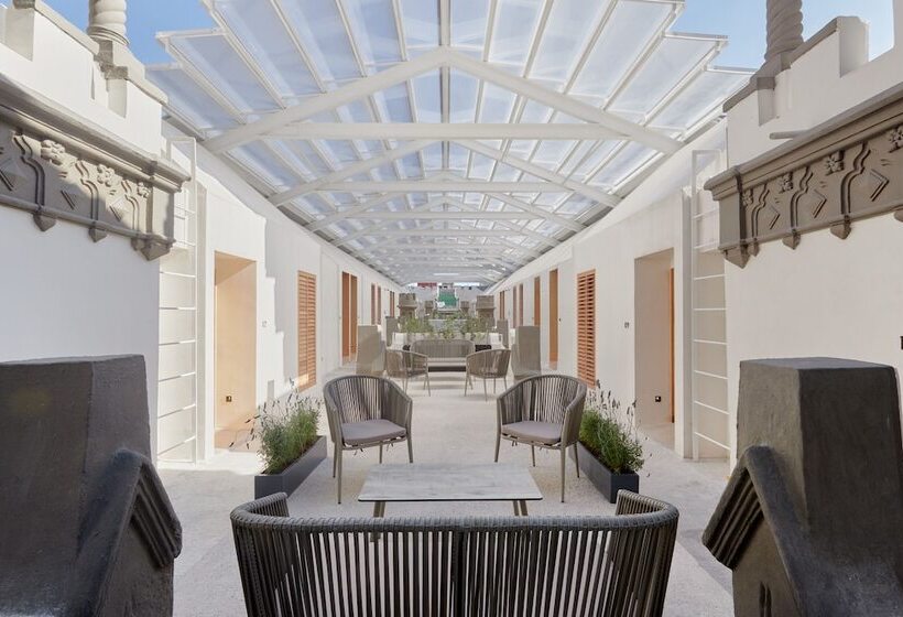 ホテル Sonder Parián