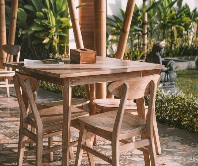 Sujiwa Ubud Hotel & Villa