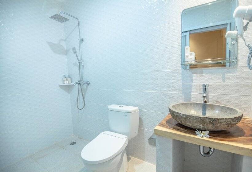 Sujiwa Ubud Hotel & Villa