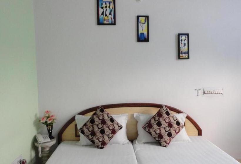 هتل Swarajya Palace