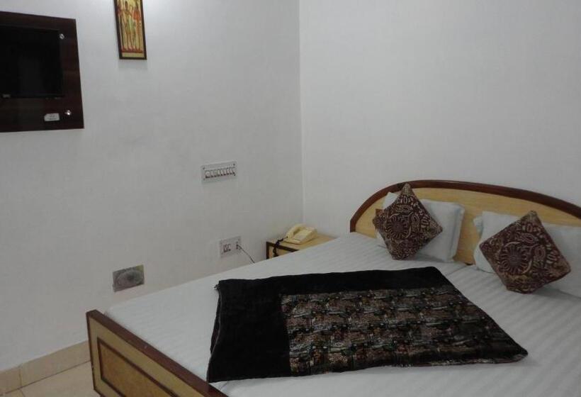 هتل Swarajya Palace