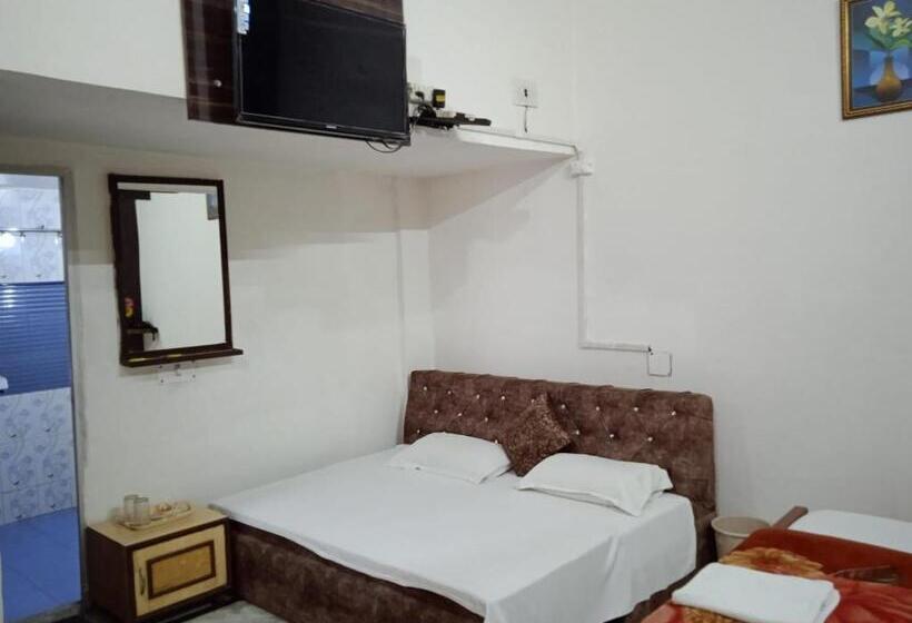 هتل Swarajya Palace