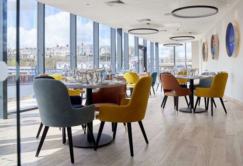 فندق Tŷ Milford Waterfront