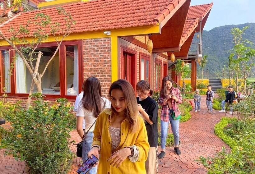 هتل Tam Coc Papaya Villa