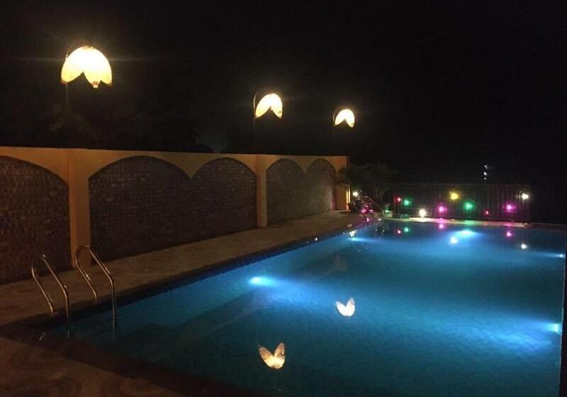 هتل Tam Coc Papaya Villa