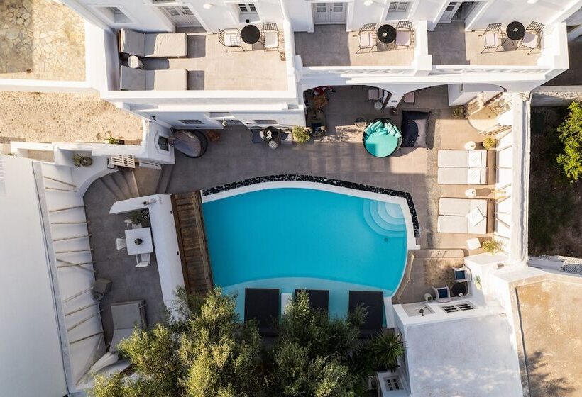 هتل The Museum Project Oia