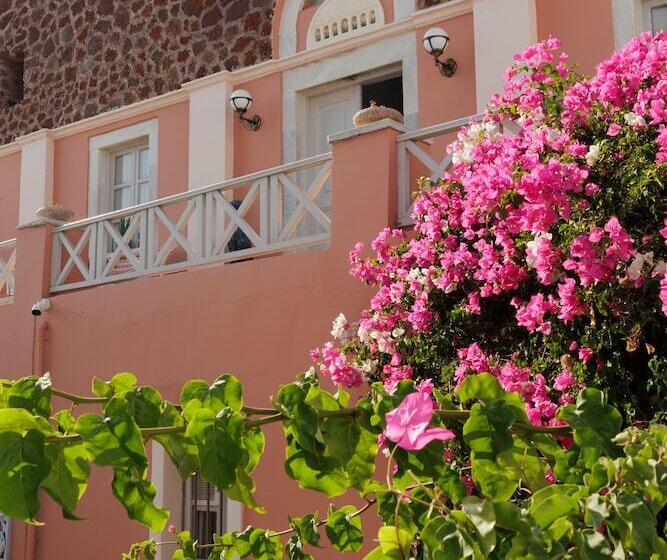 هتل The Museum Project Oia