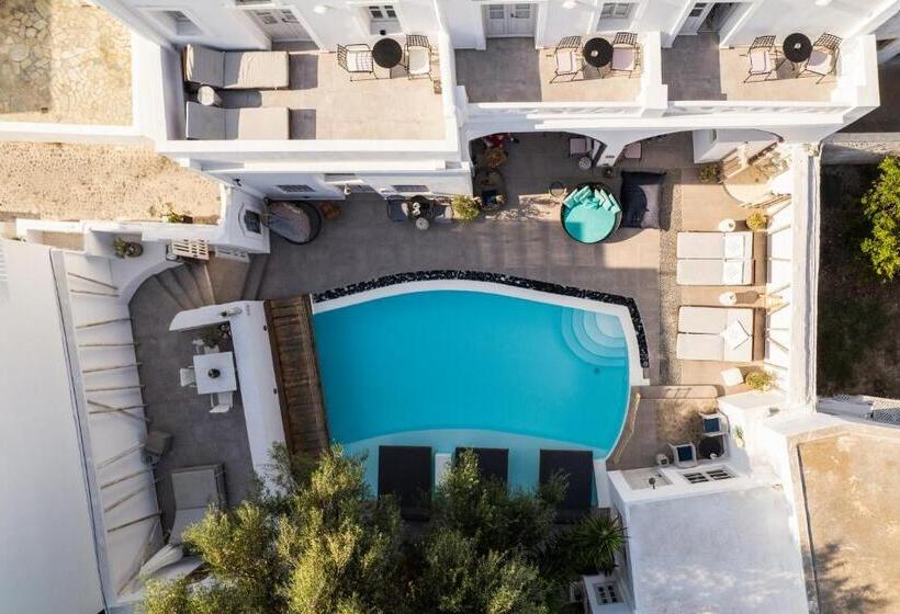 هتل The Museum Project Oia