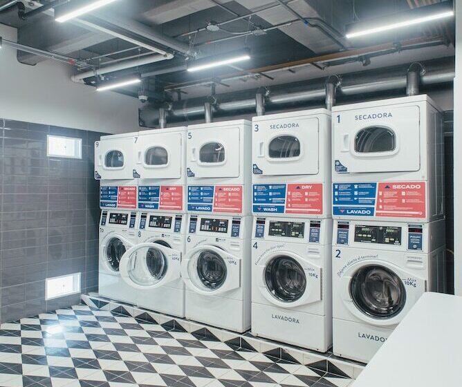 בית מלון כפרי Uma Suites Chia