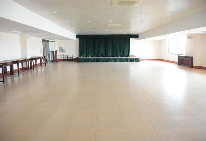 酒店 Coecco Xieng Khouang