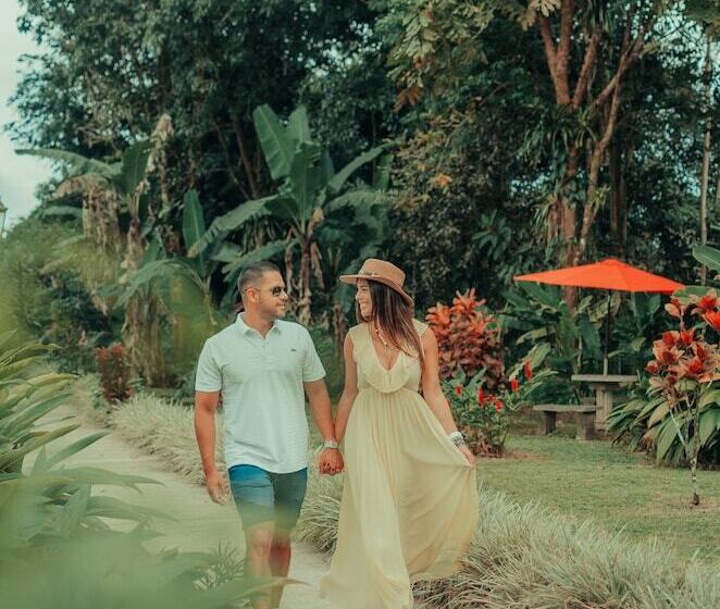 فندق Yellow Tree Suites