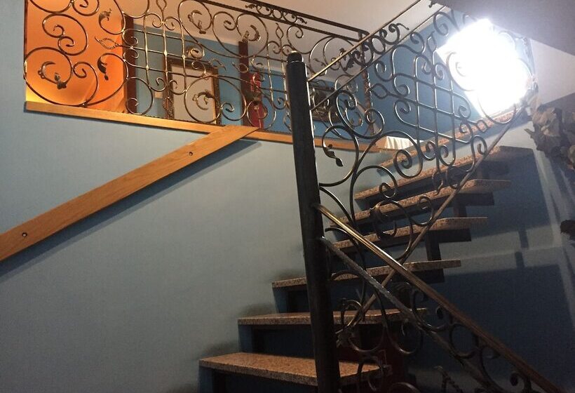 هتل Zajazd Namysłowiak