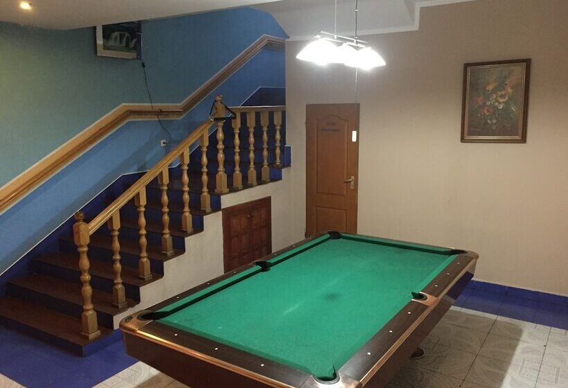 هتل Zajazd Namysłowiak