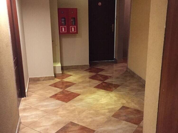 هتل Zajazd Namysłowiak