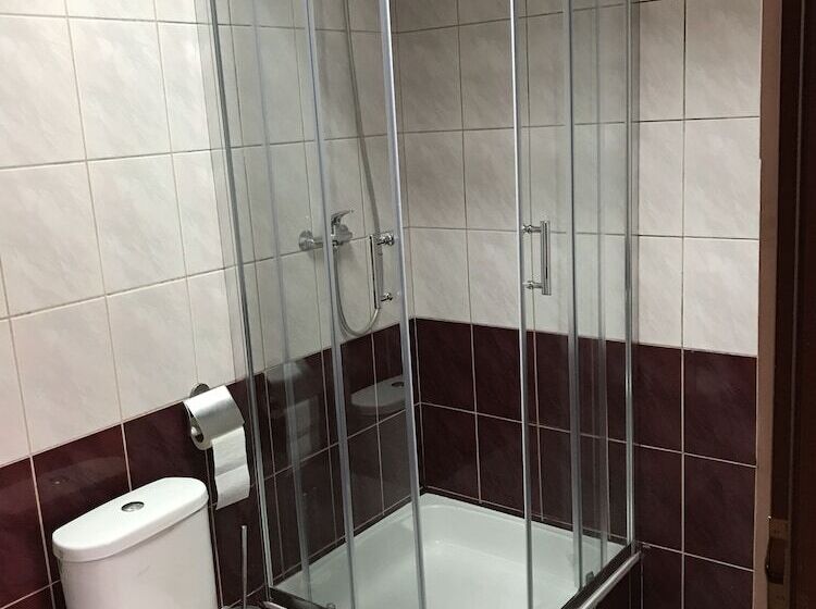 هتل Zajazd Namysłowiak