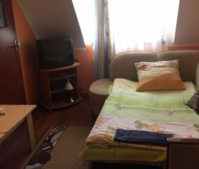 هتل Zajazd Namysłowiak