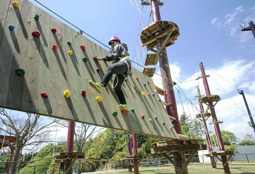 בית מלון כפרי The Nesta & Spa