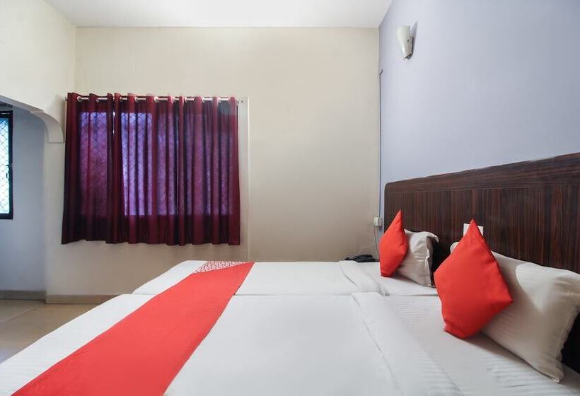 هتل O Regal Near Paradise Circle