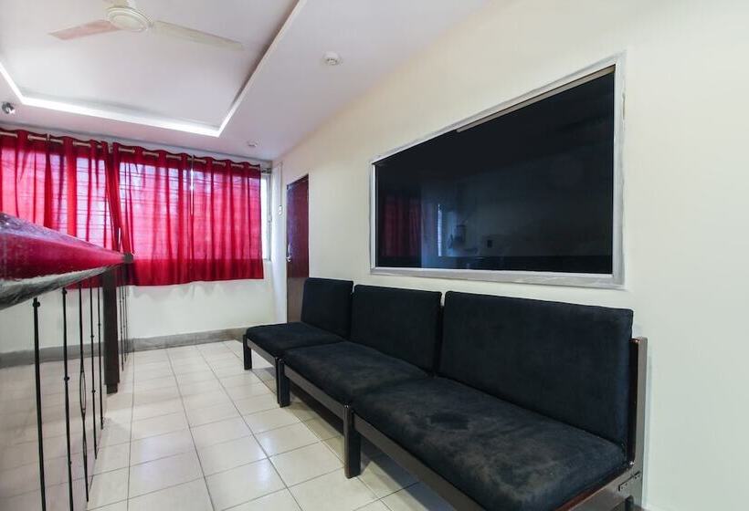 هتل O Regal Near Paradise Circle