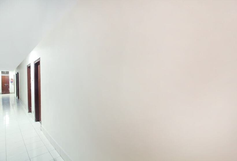 هتل O Regal Near Paradise Circle