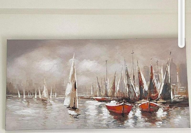 Henry S Newport Deluxe Condotel