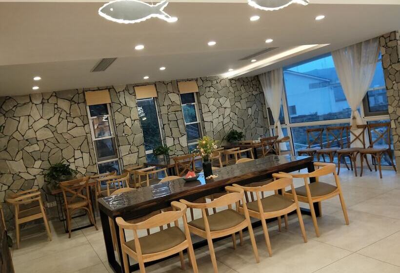 Отель 25 Degree Sea Boutique Homestay