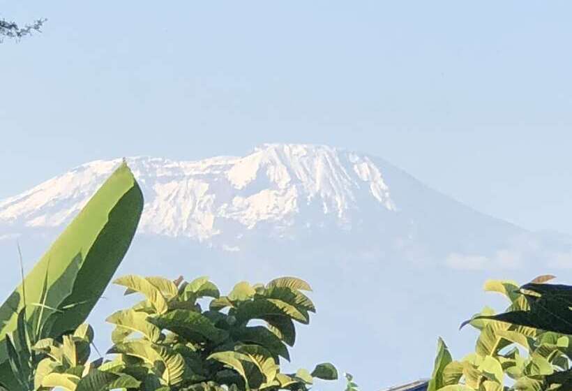 호텔 Airport Planet Lodge At Kilimanjaro Airport