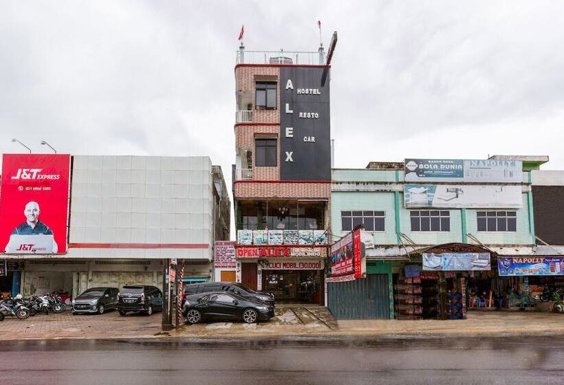 Отель Alex Hostel By Oyo Rooms