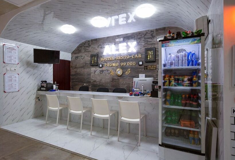 Отель Alex Hostel By Oyo Rooms