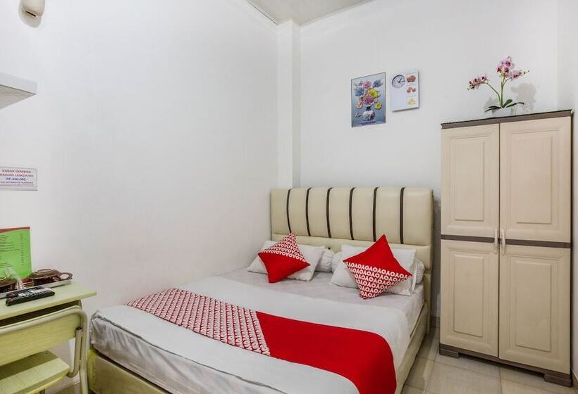 Отель Alex Hostel By Oyo Rooms