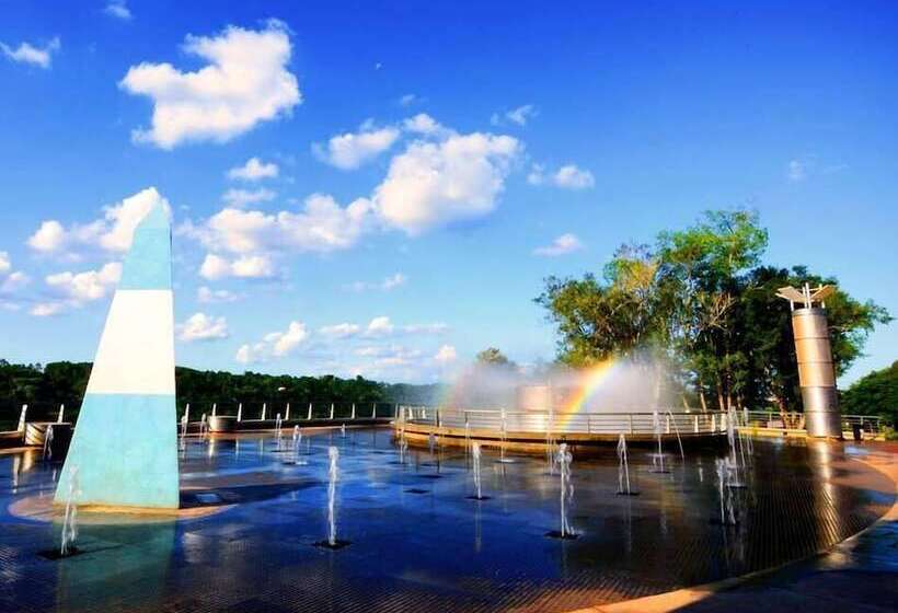 فندق Ambay Suites & Dorms