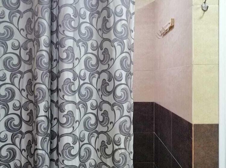 هتل Ambay Suites & Dorms