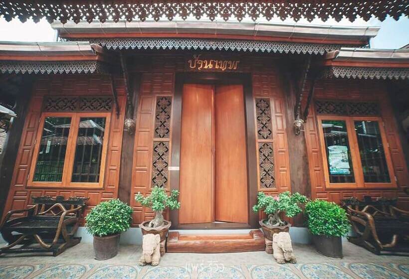 Отель Baanthep Antique Homestay