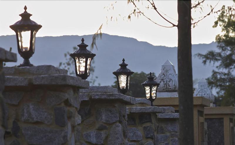 هتل Castle Of Hsuehyun