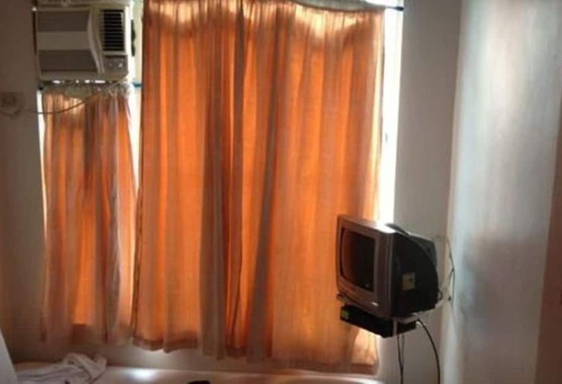 هتل Famous Pension House Ii