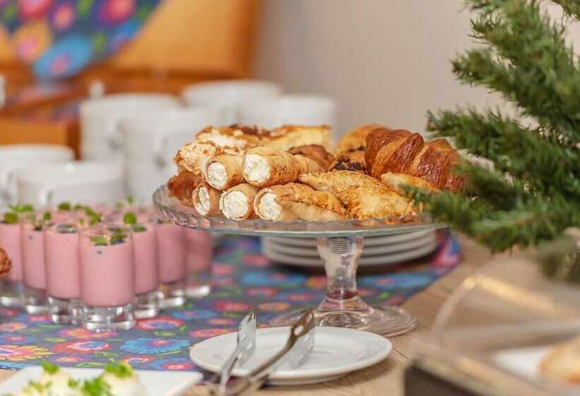 فندق Gościniec Folwark Nadawki