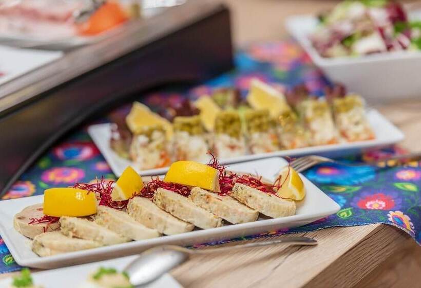 فندق Gościniec Folwark Nadawki