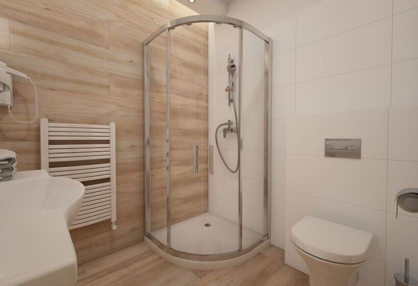 فندق Gościniec Folwark Nadawki