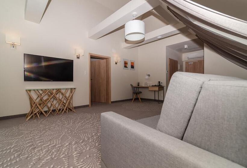 فندق Gościniec Folwark Nadawki