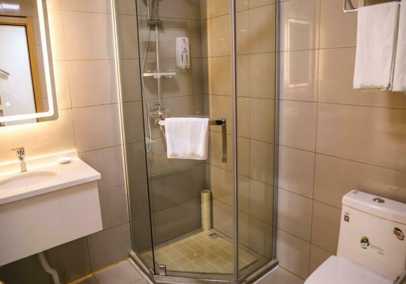 Отель Greentree Inn Nanjing Zhongshan Mausoleum Scenic Area Zhongling Street Subway Station Express