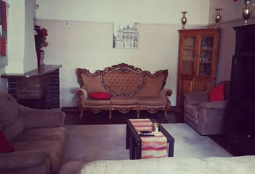 فندق Heidelberg Lodge